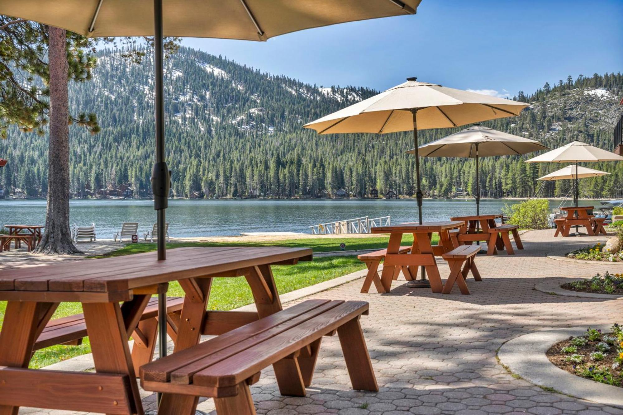 Charming Queen Studio Deluxe W/Balcony #233 At Donner Lake Village تروكي المظهر الخارجي الصورة