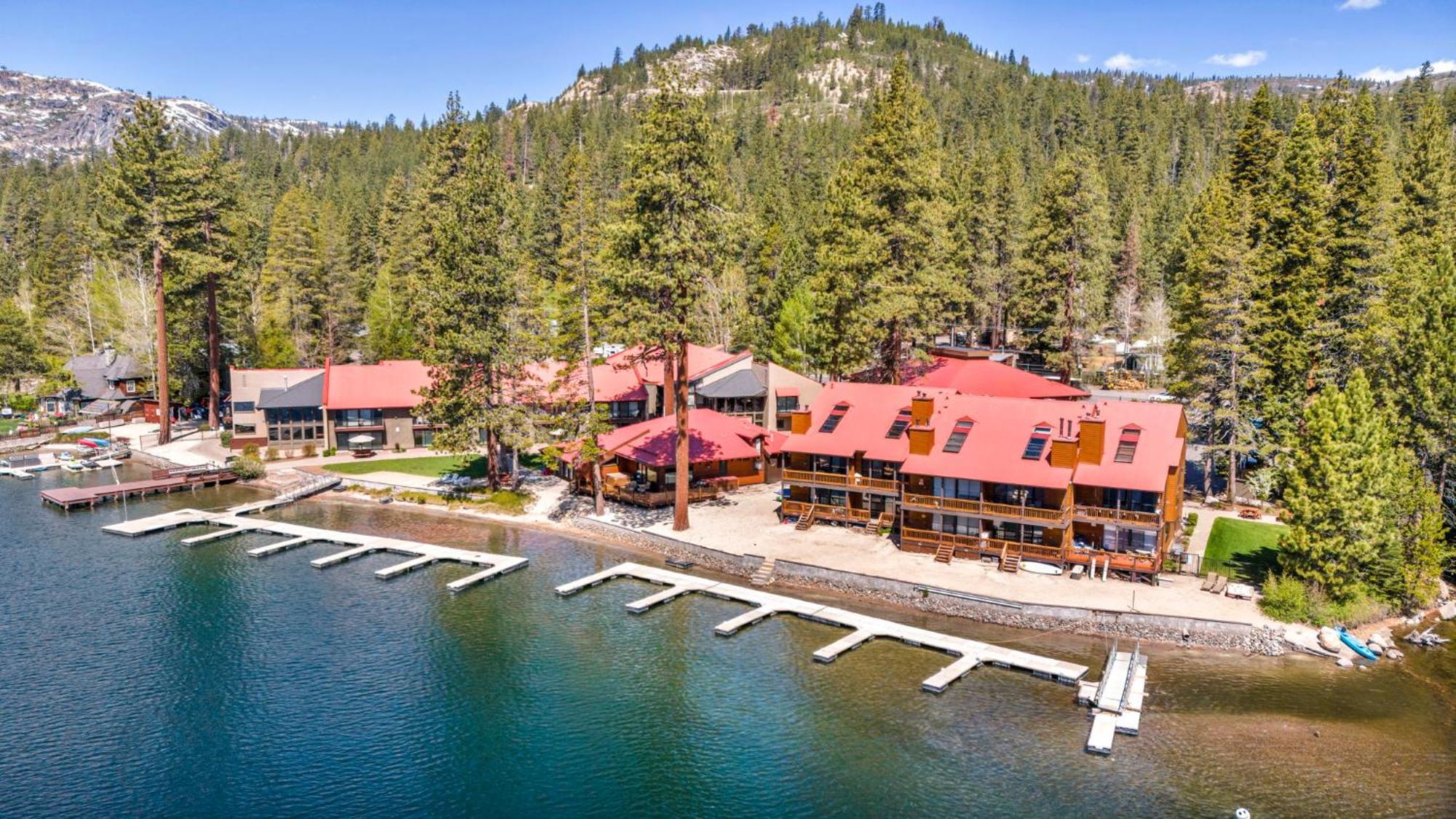 Charming Queen Studio Deluxe W/Balcony #233 At Donner Lake Village تروكي المظهر الخارجي الصورة